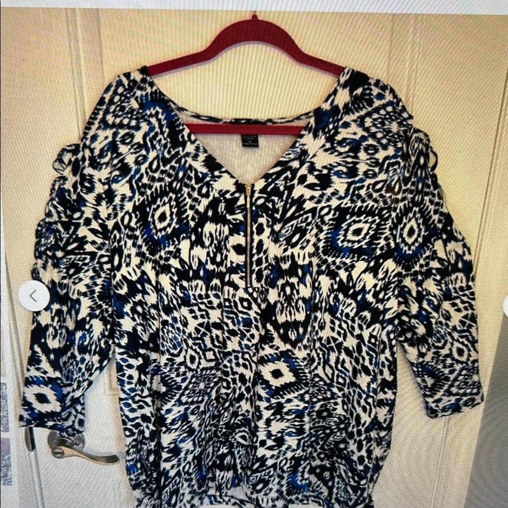 Robert Louis Blue and Black Abstract Blouse